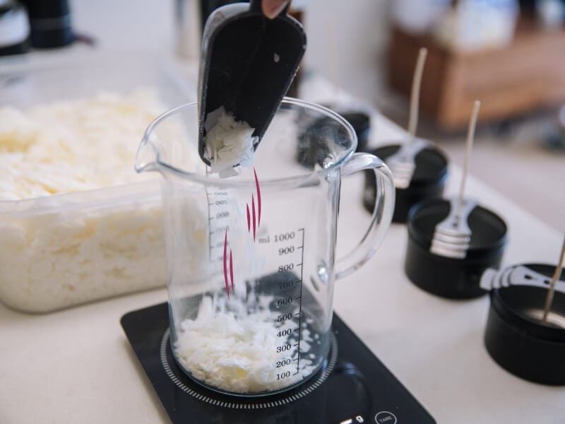 DIY soy candles
